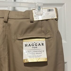 🌻Haggar Men's Classic Fit Khaki Dress Pants